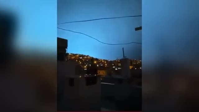 Image of blue flashes before the earthquake in Türkiye